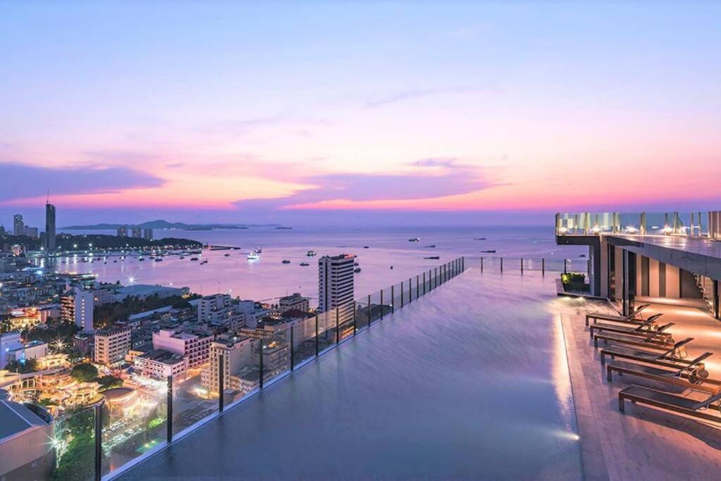 Central Pattaya - Sea View Large Balcony Condo With Infinity Pool Экстерьер фото