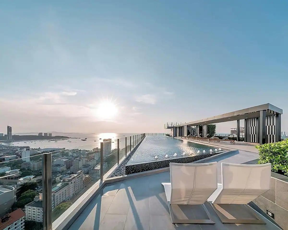 Central Pattaya - Sea View Large Balcony Condo With Infinity Pool Экстерьер фото