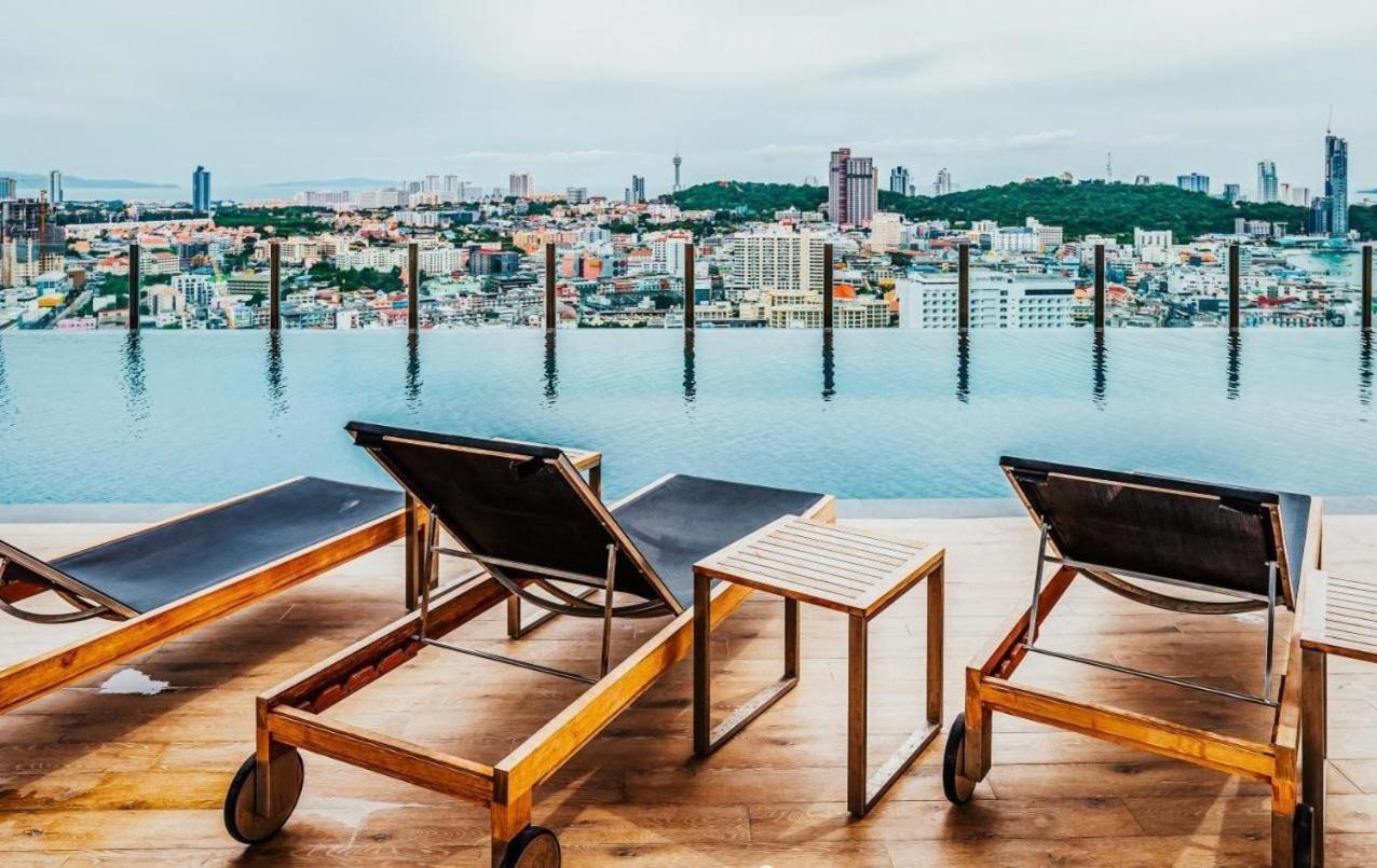 Central Pattaya - Sea View Large Balcony Condo With Infinity Pool Экстерьер фото
